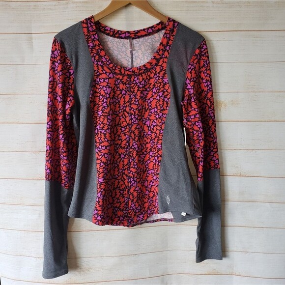 Free People You Know It Base Layer Printed Top Bolts of Love Adore Combo XL - Picture 4 of 14